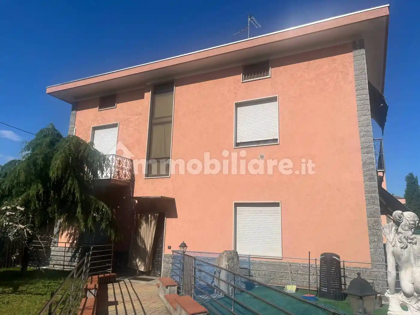 Villa in vendita a Cassano Magnago