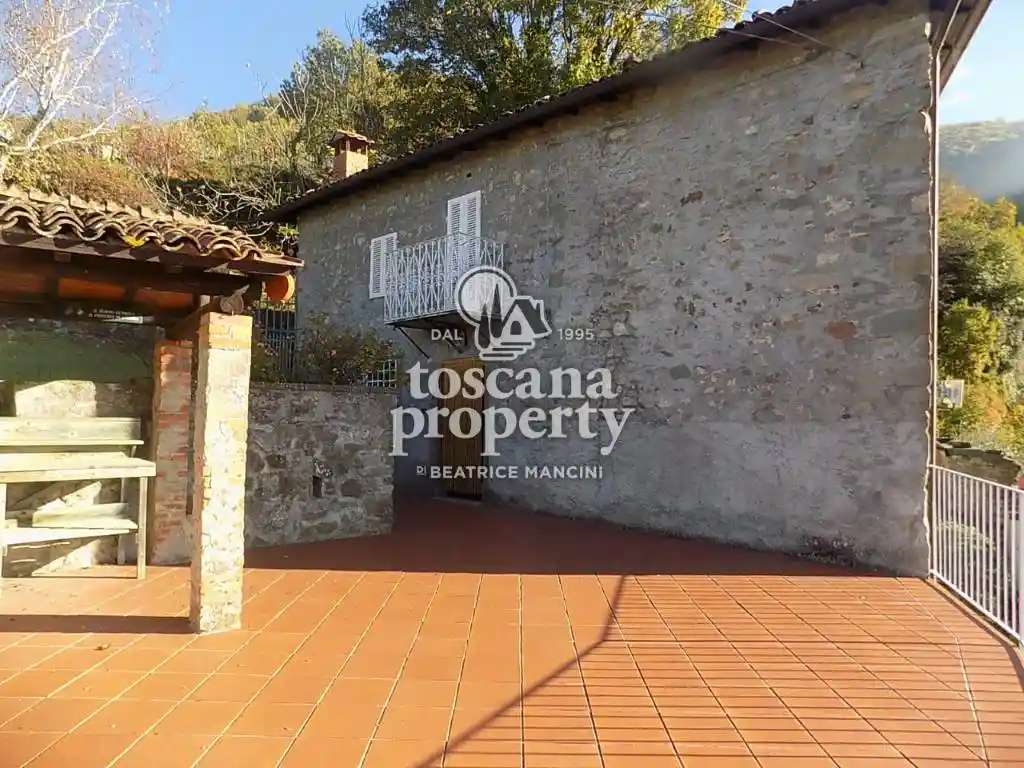 Villa in vendita a Fosciandora