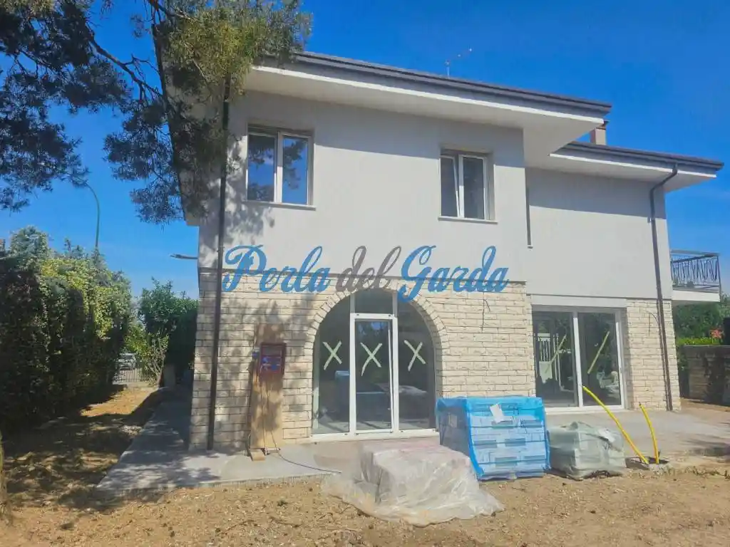 Villa in affitto a Peschiera del Garda