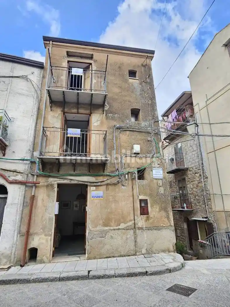 Villa in vendita a Collesano