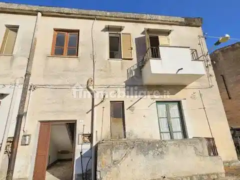 Appartamento in vendita a Collesano