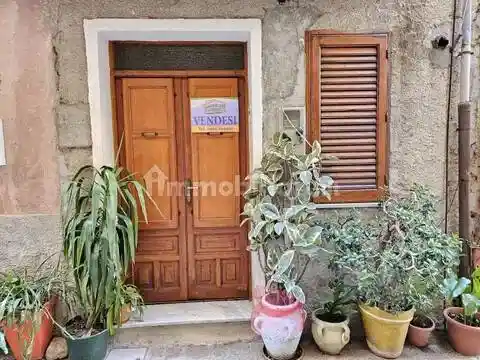 Appartamento in vendita a Collesano