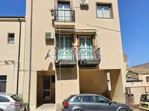 Appartamento in vendita a Collesano