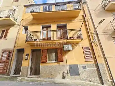 Villa in vendita a Collesano