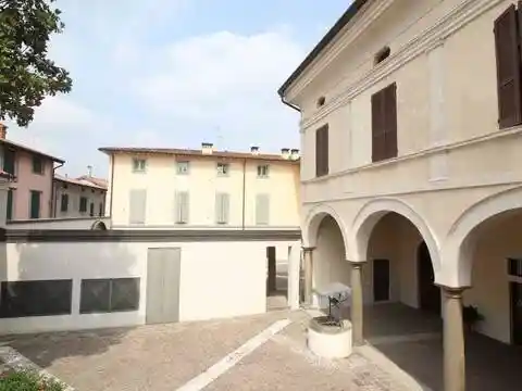 Appartamento in affitto a Castrezzato