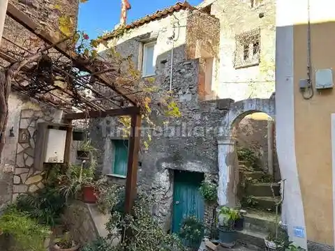 Rustico - Casale in vendita a Santa Domenica Talao