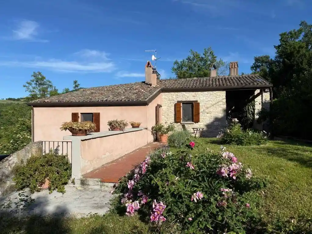 Villa in vendita a Maiolo