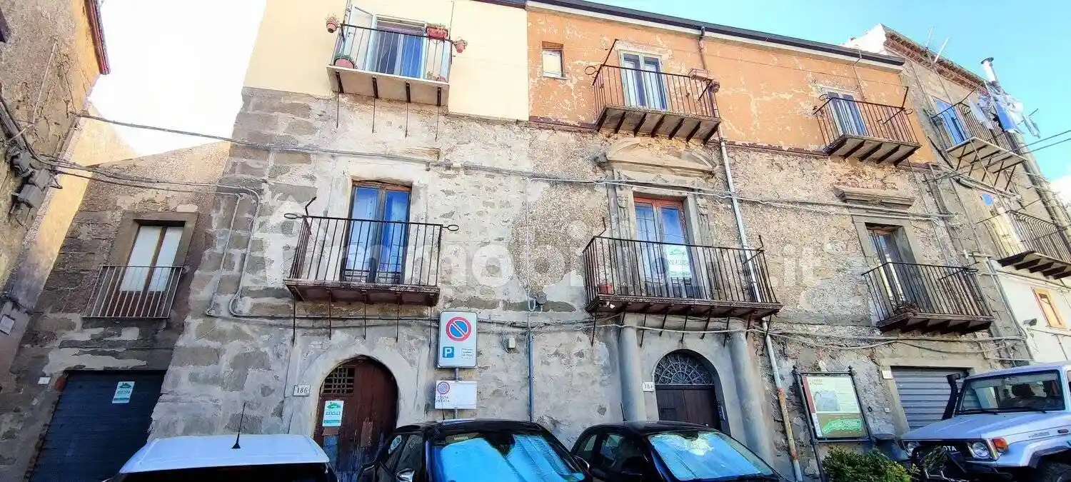 Appartamento in vendita a Troina