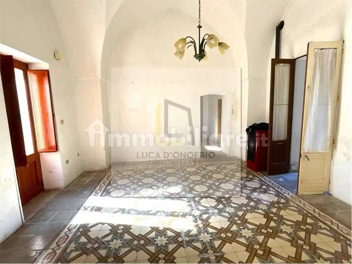 Casa indipendente in vendita a Vernole