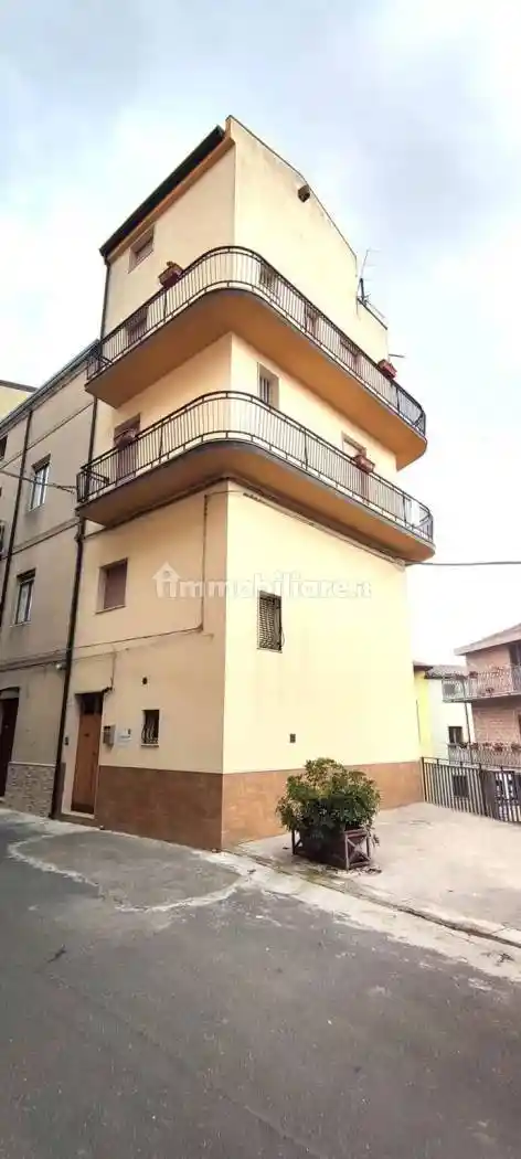 Villa in vendita a Troina