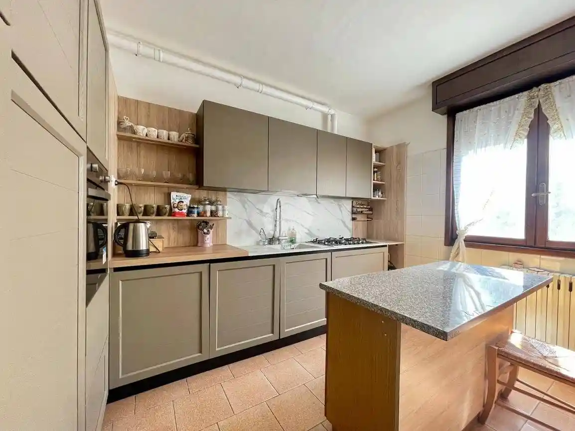 Villa in vendita a Torbole Casaglia