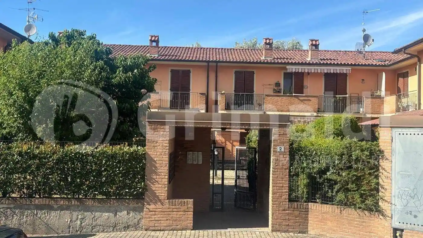 Appartamento in vendita a Parona