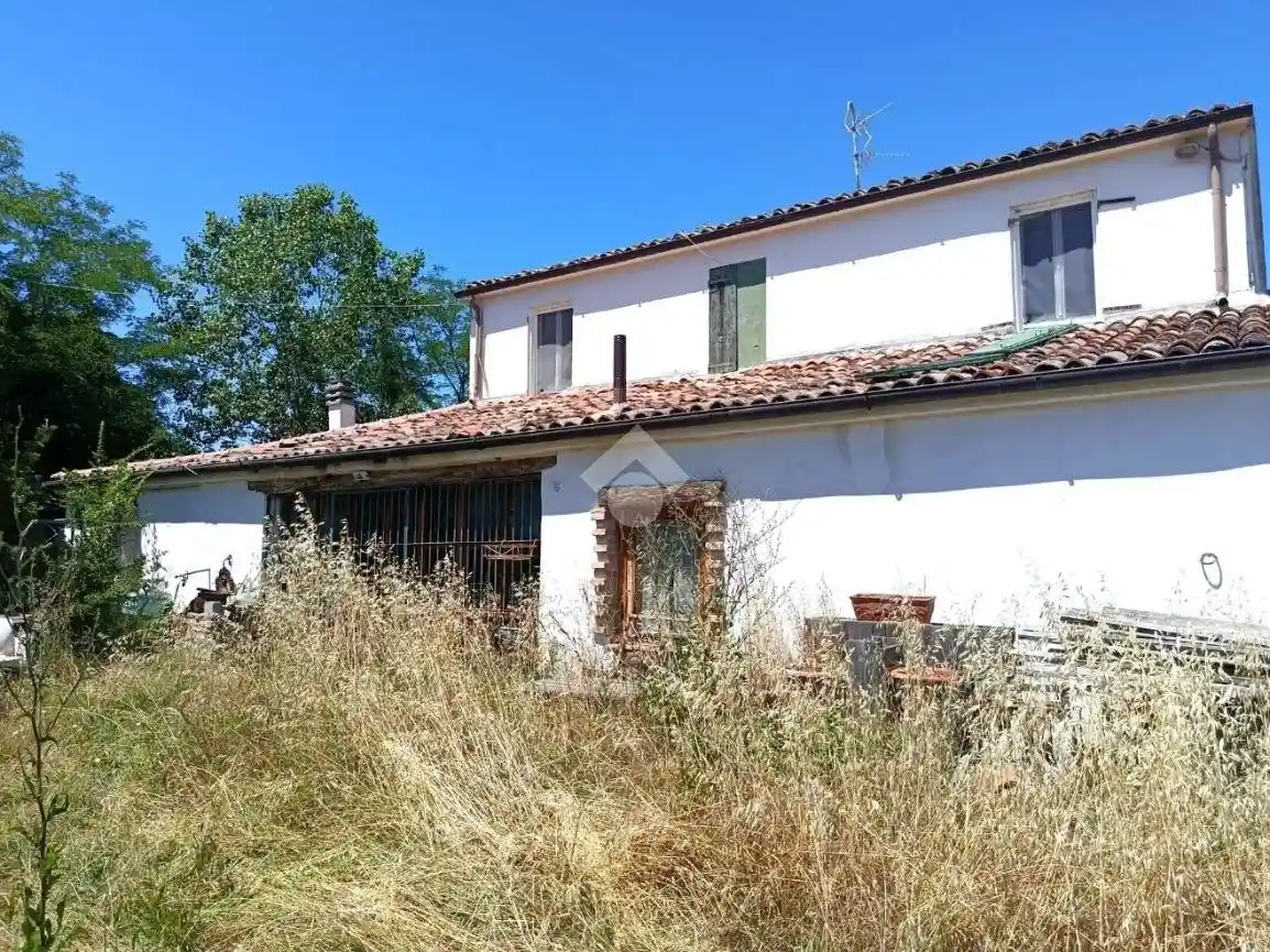 Rustico - Casale in vendita a Roncofreddo