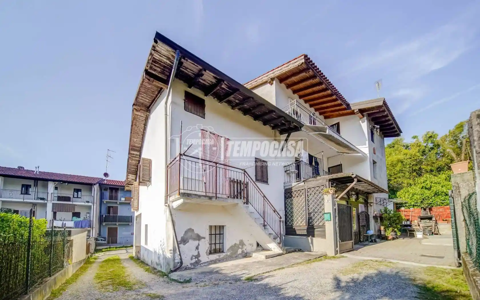 Casa indipendente in vendita a Divignano