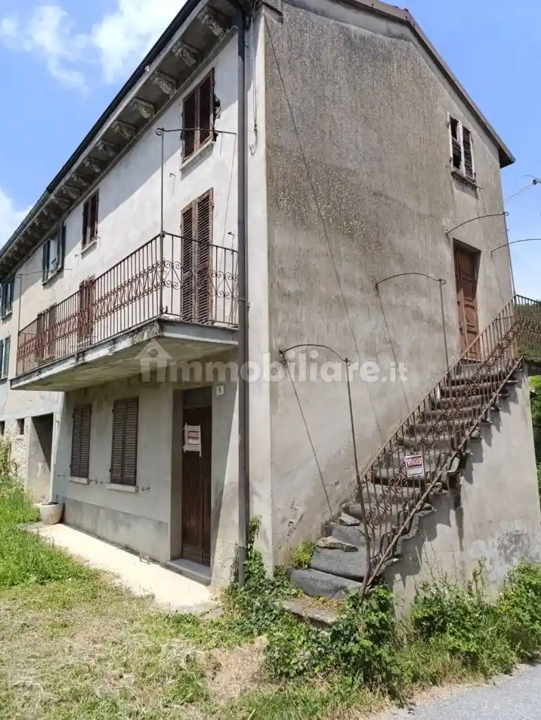 Rustico - Casale in vendita a Zavattarello