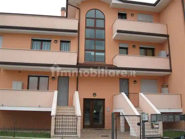 Appartamento in vendita a Rosolina