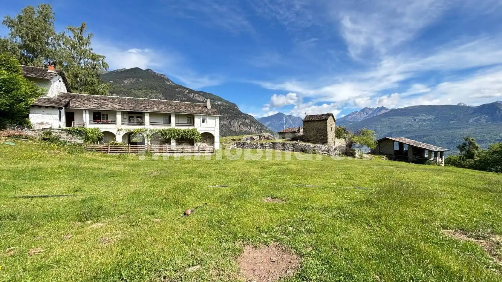 Rustico - Casale in vendita a Champdepraz