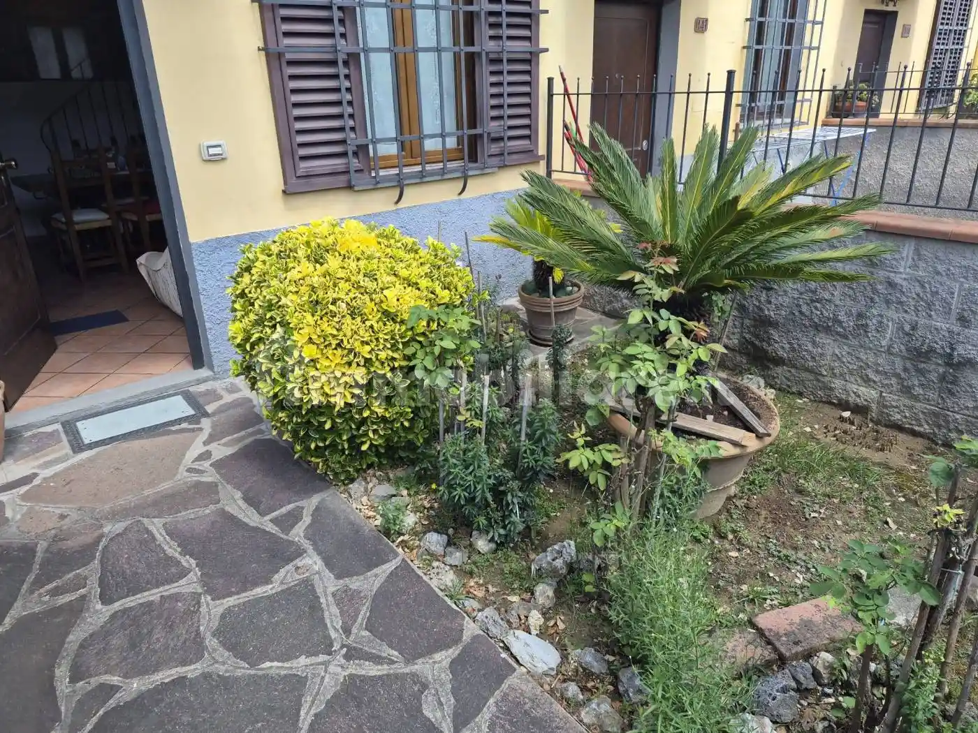 Casa indipendente in vendita a Campi Bisenzio