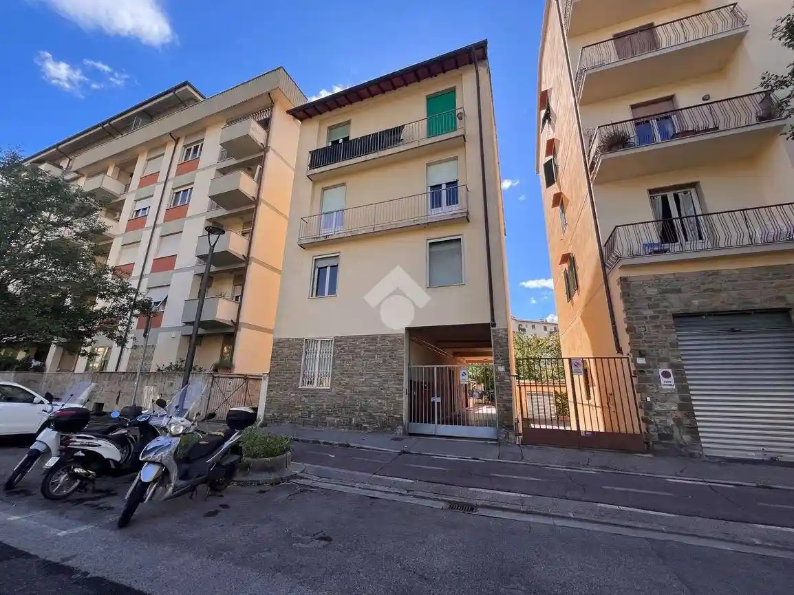 Appartamento in vendita a Firenze