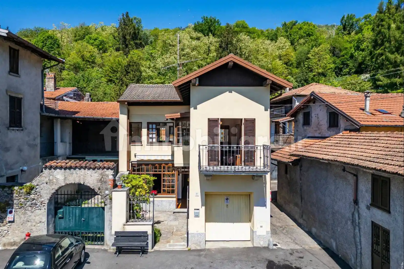 Casa indipendente in vendita a Casalzuigno