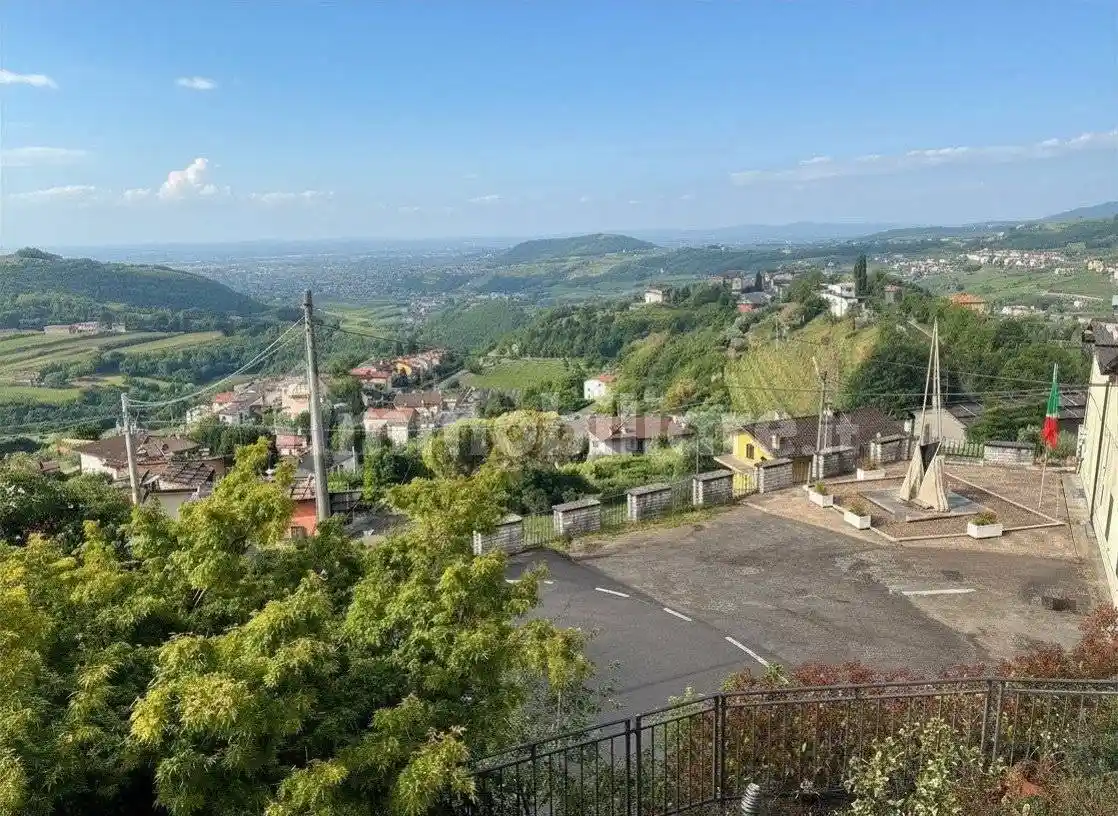 Appartamento in vendita a Negrar di Valpolicella