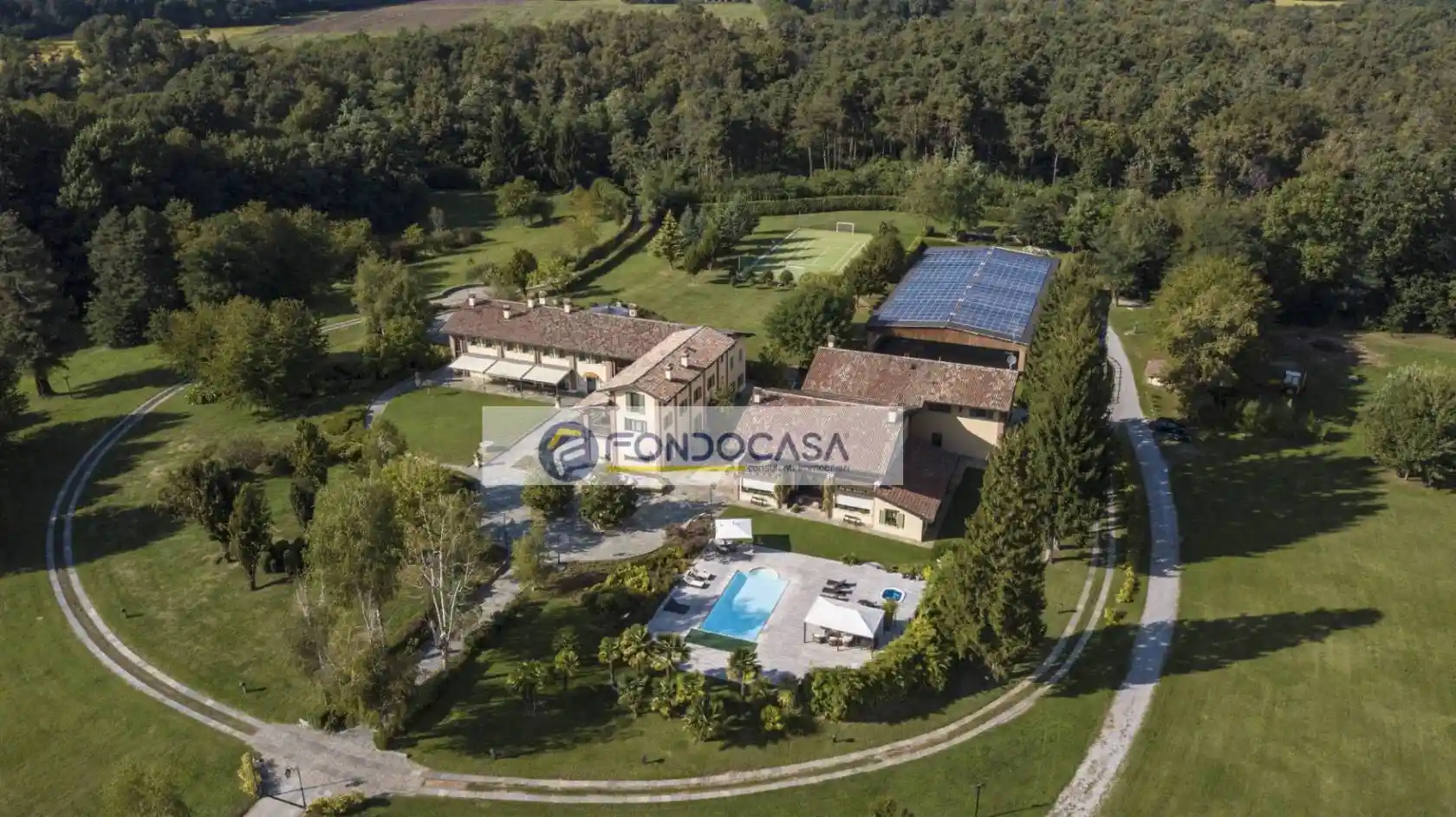 Villa in vendita a Venegono Inferiore