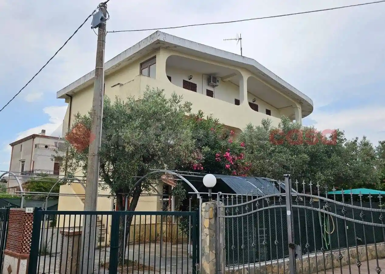 Appartamento in vendita a Sellia Marina
