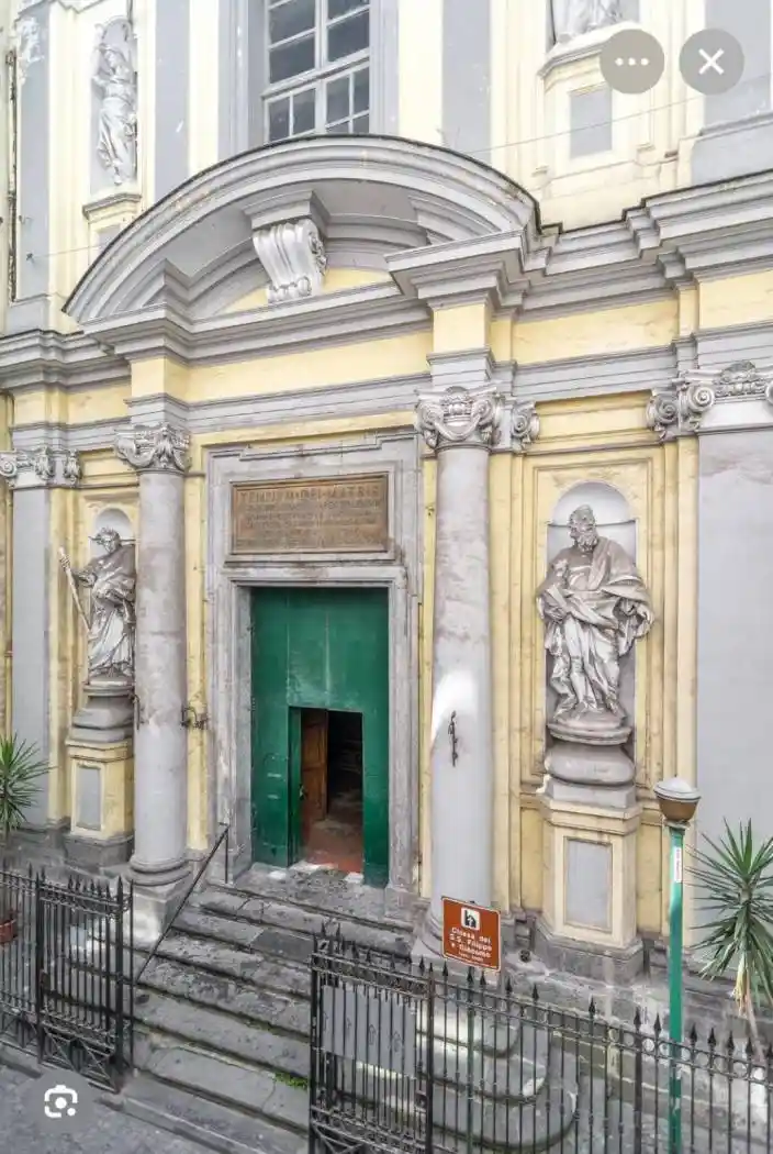 Appartamento in vendita a Napoli