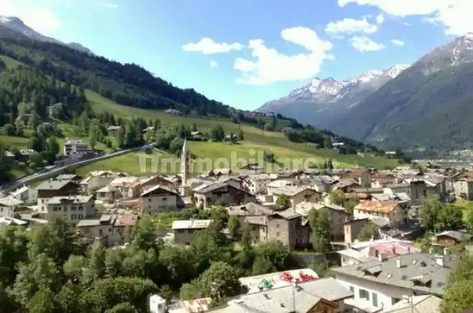 Palazzo - Edificio in vendita a Bormio