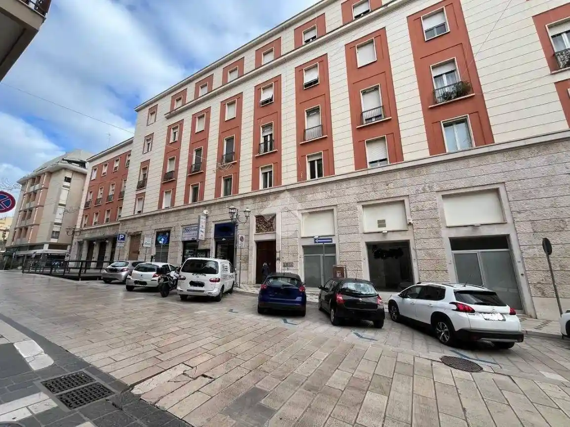 Appartamento in affitto a Brindisi