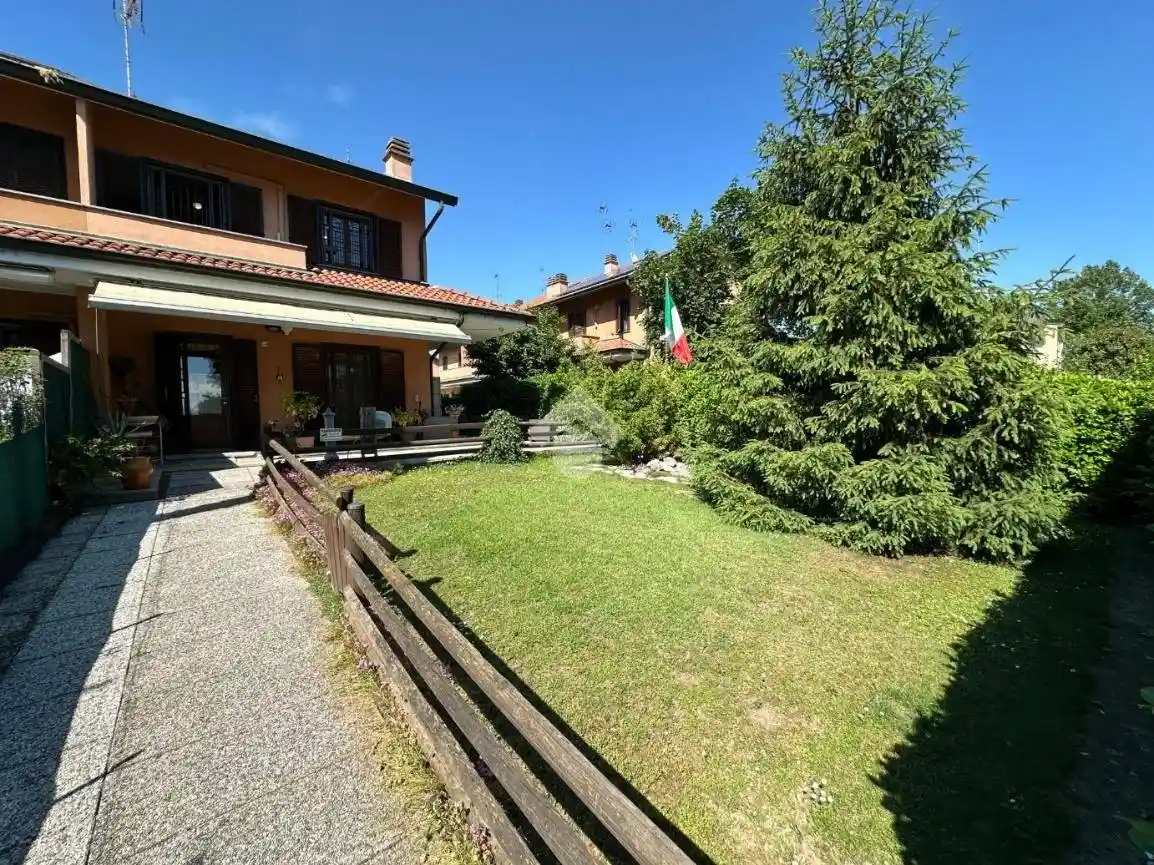 Villetta a schiera in vendita a Paullo