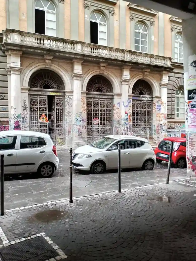 Appartamento in affitto a Napoli