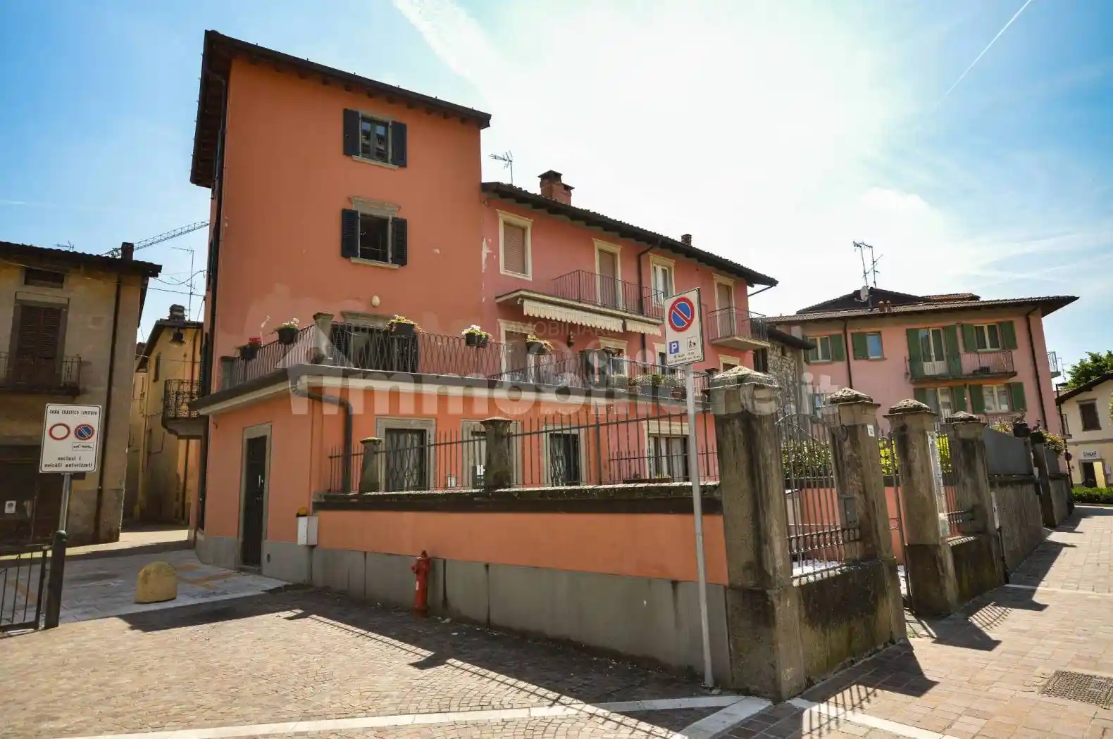 Casa indipendente in vendita a Sarnico