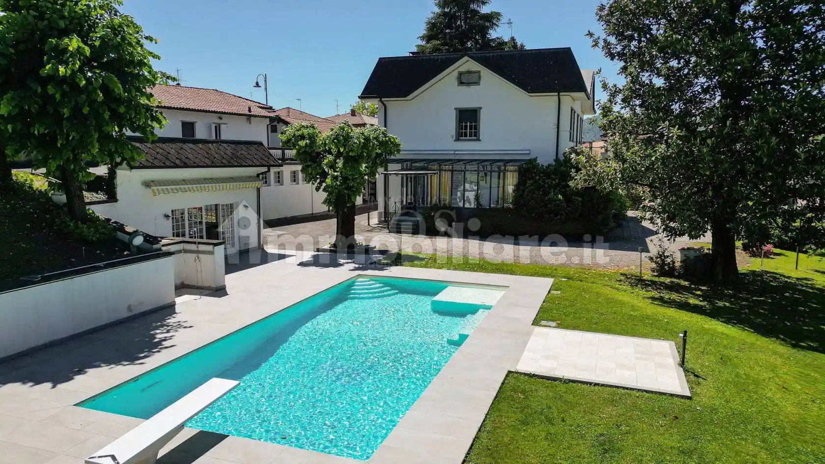 Villa in vendita a Paratico