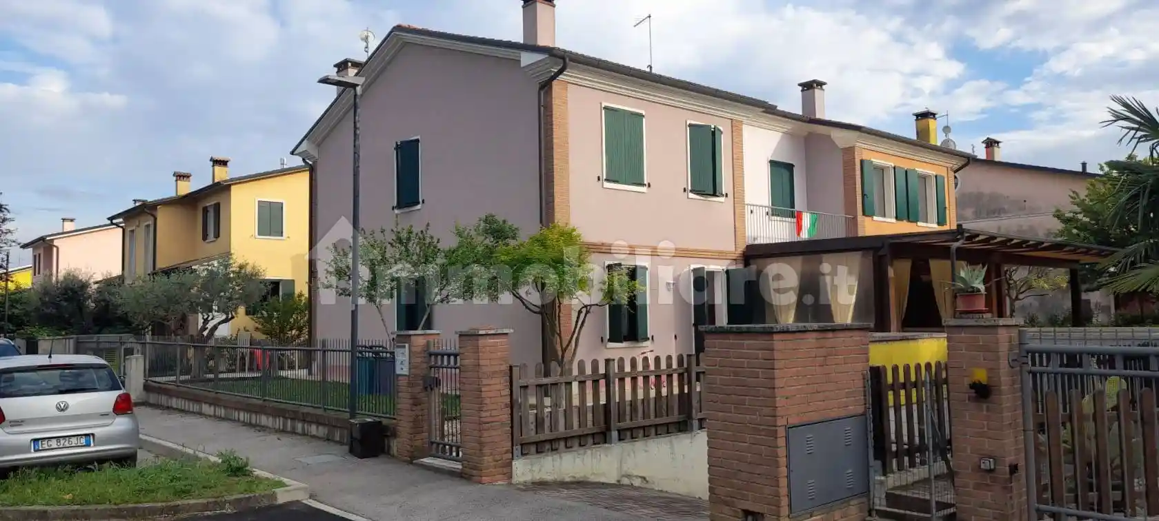 Villetta a schiera in affitto a Nanto