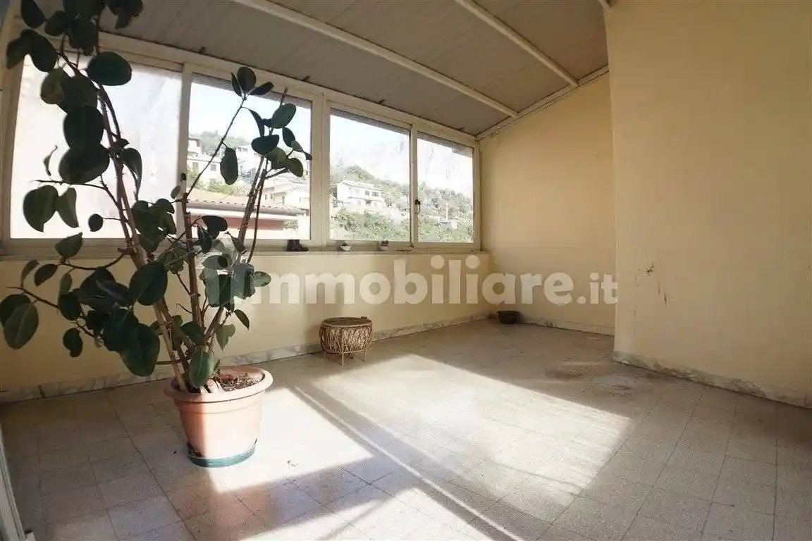 Appartamento in vendita a Carrara