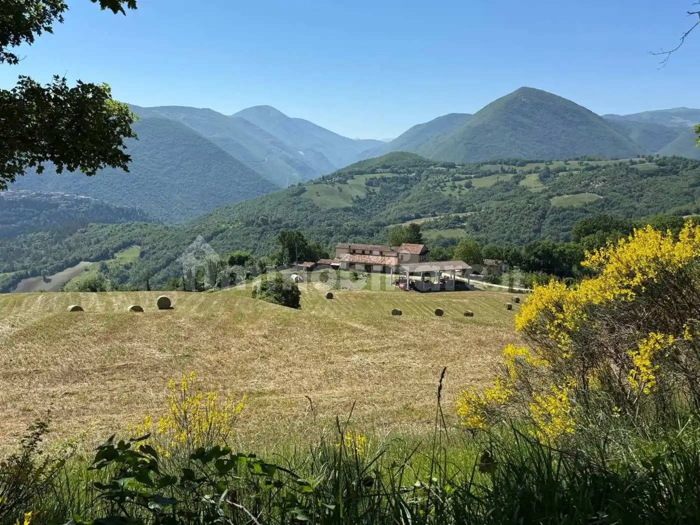 Rustico - Casale in vendita a Cerreto di Spoleto