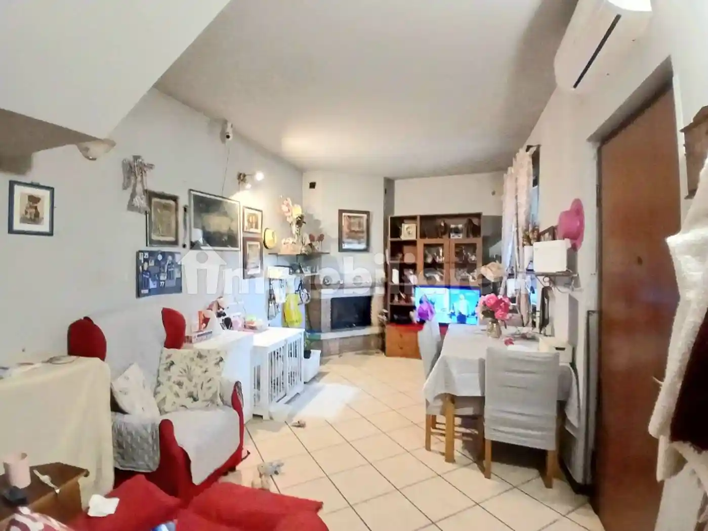 Villa in vendita a Broni