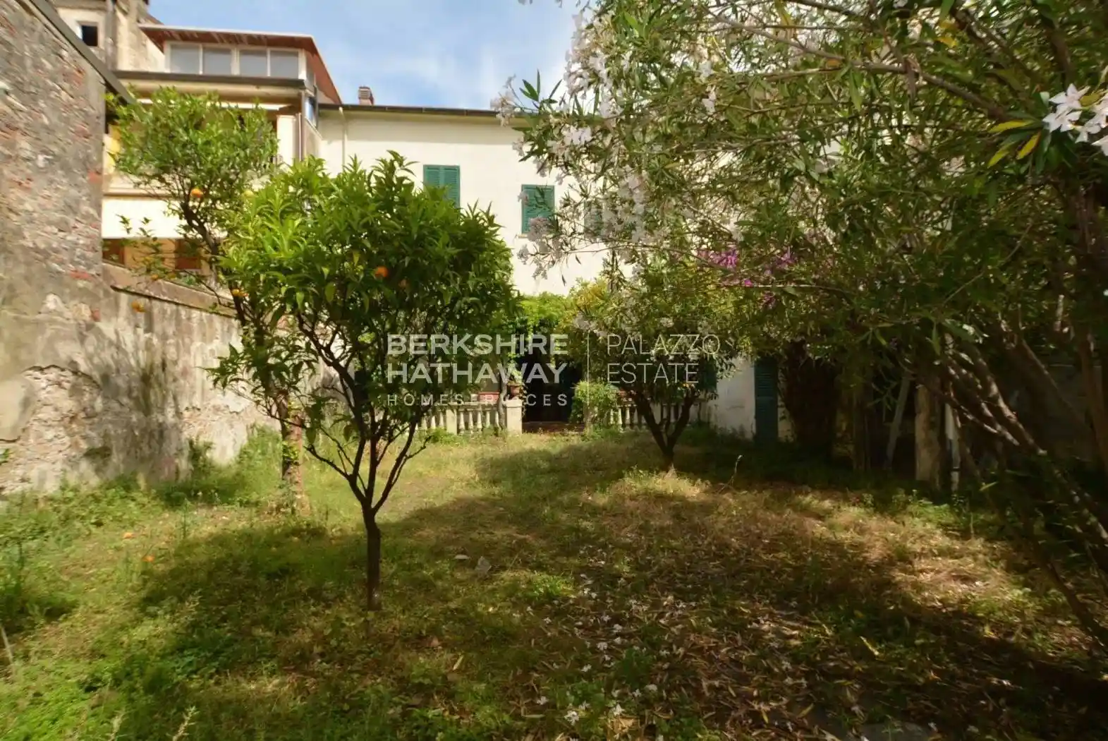 Casa indipendente in vendita a Viareggio