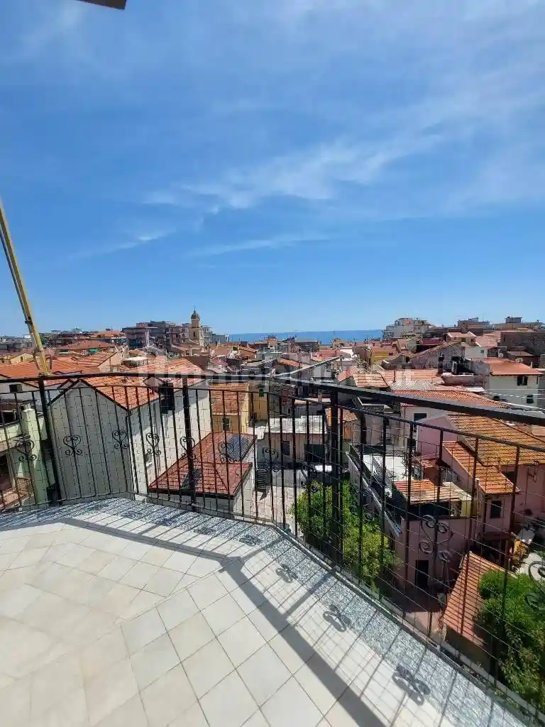 Appartamento in vendita a Borghetto Santo Spirito
