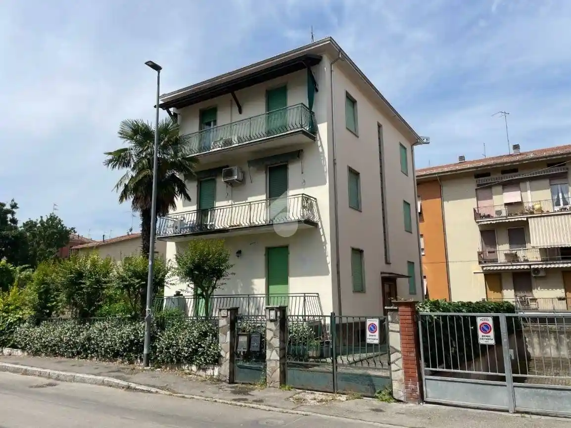 Appartamento in vendita a Parma