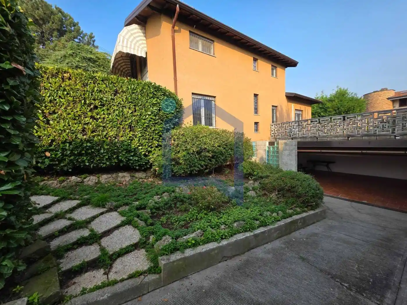 Villa in vendita a Busnago