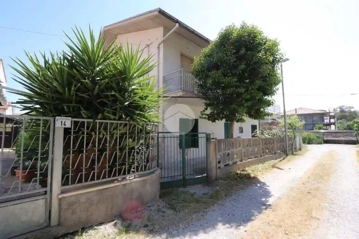 Casa indipendente in vendita a Tortoreto
