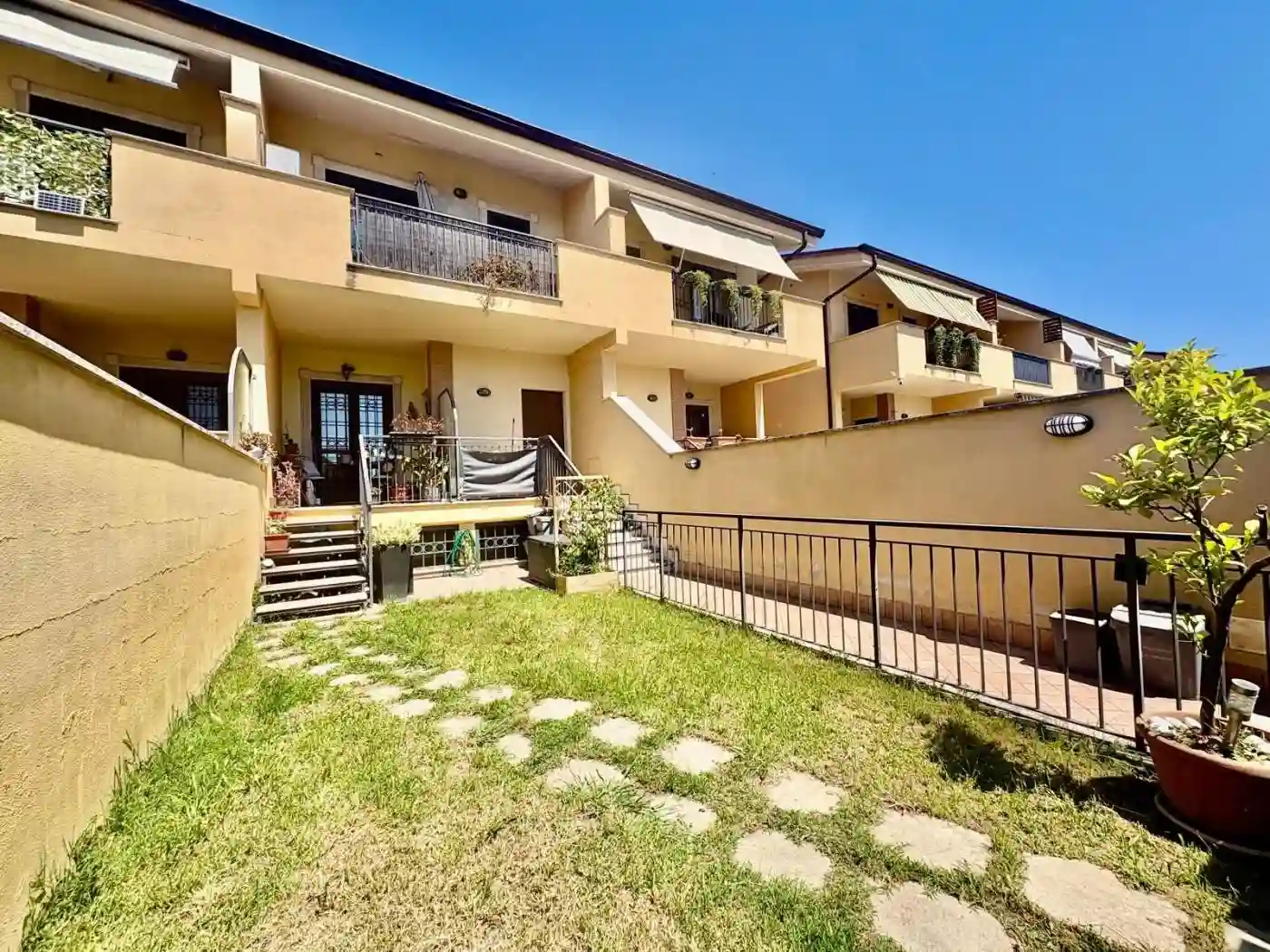 Villetta a schiera - foto 2
