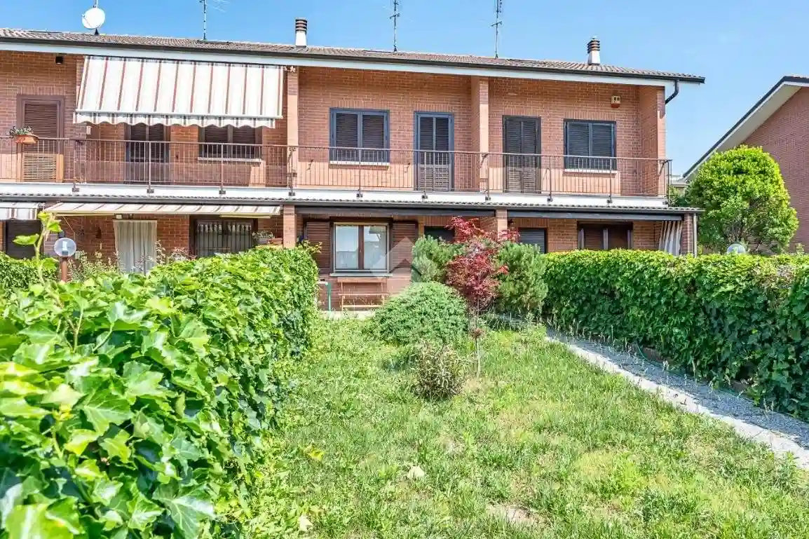 Villetta a schiera - foto 2