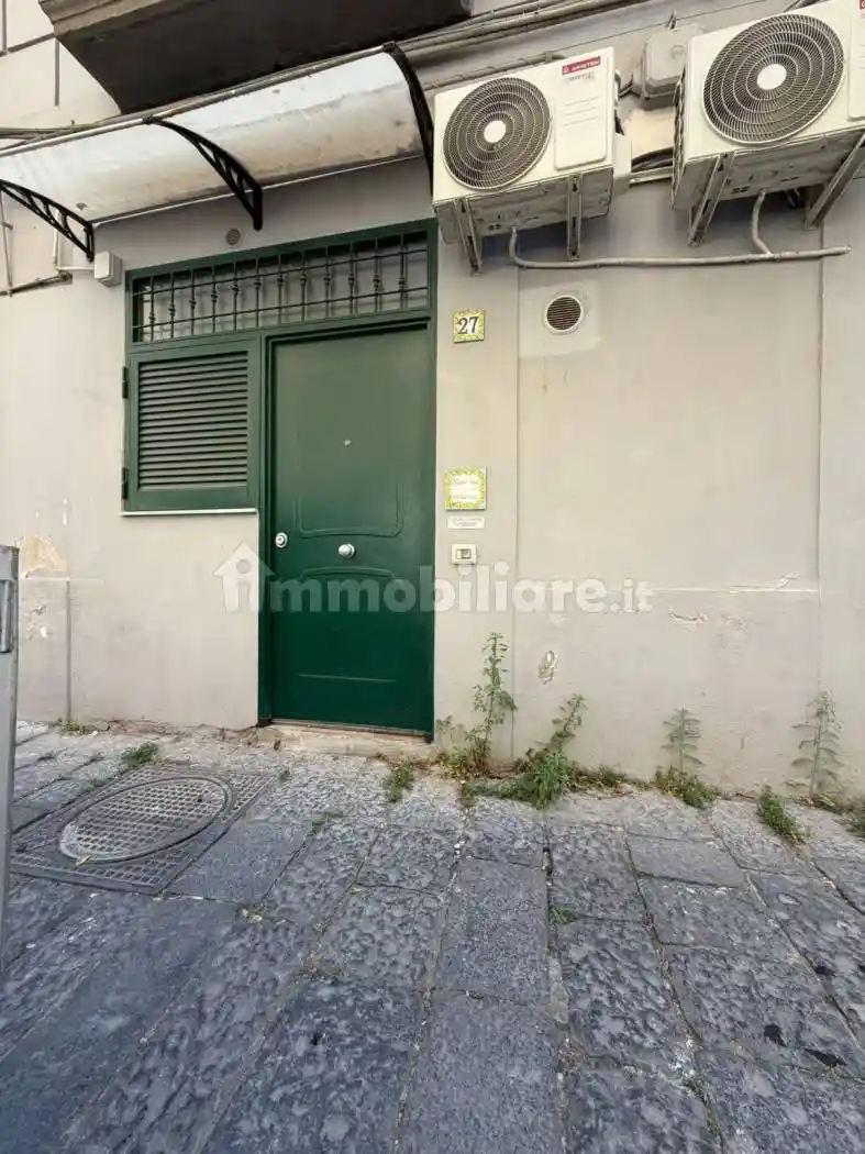 Appartamento in vendita a Napoli