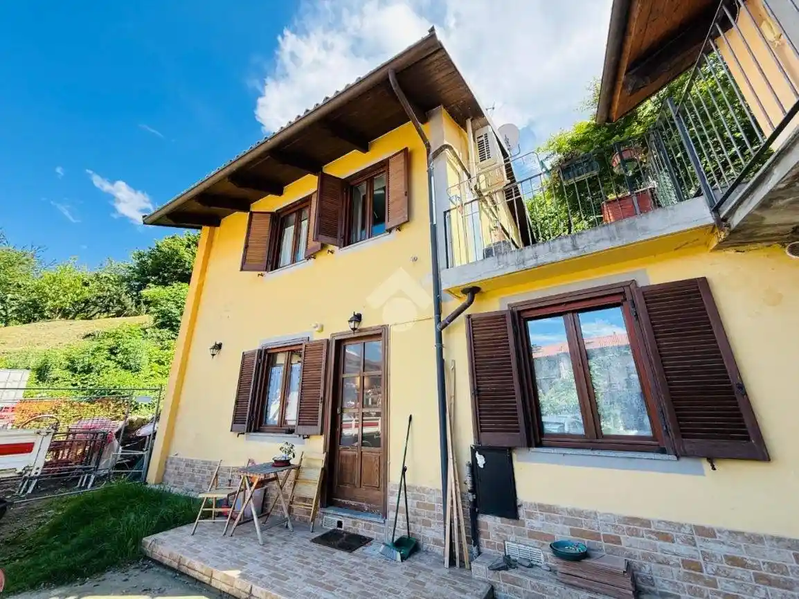 Casa indipendente in vendita a Rivoli