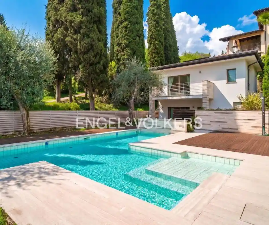 Villa in vendita a Gardone Riviera