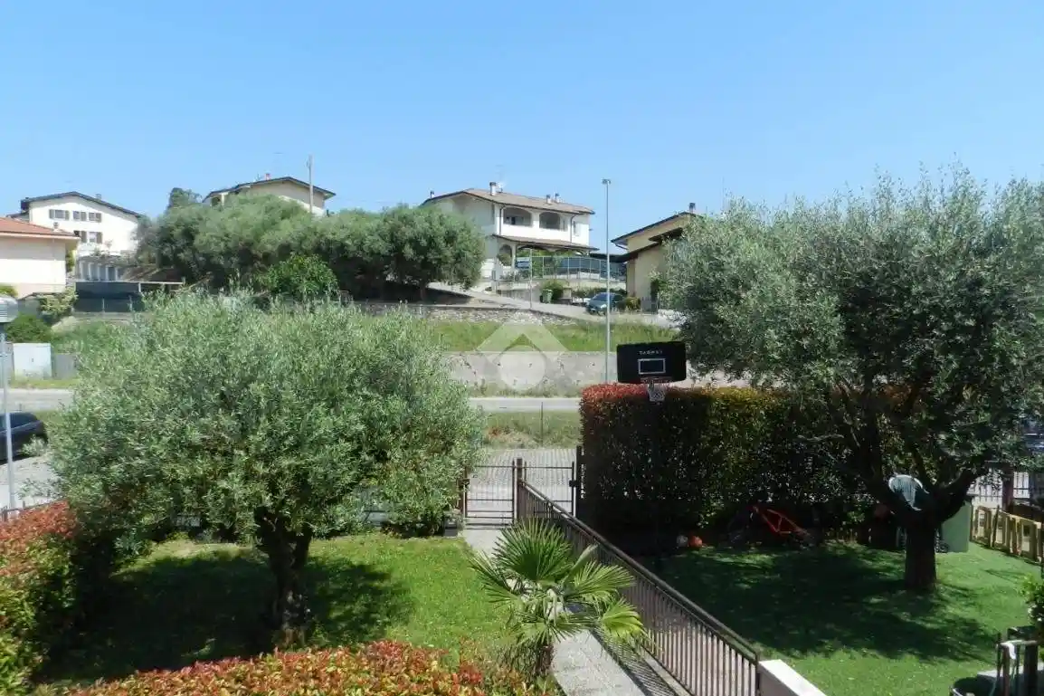 Appartamento in vendita a Peschiera del Garda