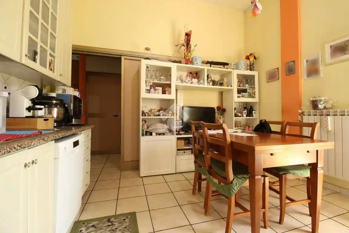 Appartamento in vendita a Prato